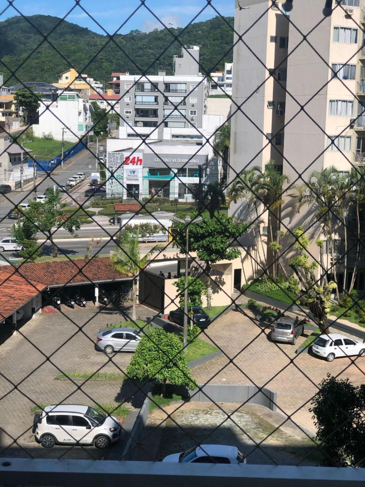 1 Bedroom Apto 4 People 650 Meters From Camboriu Apartamento *